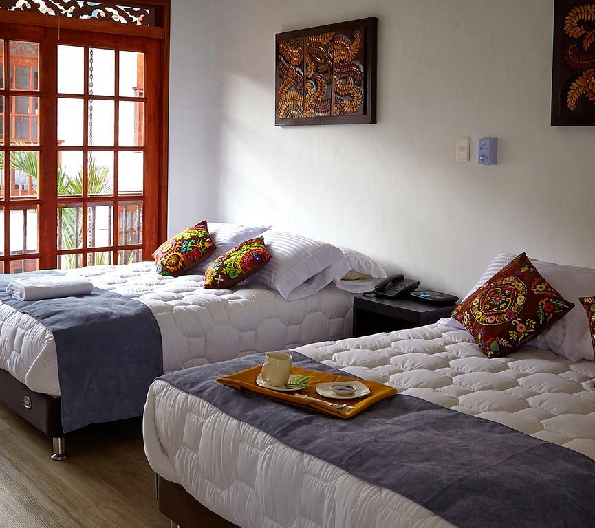 Lombok Hotel & Spa Antes Hotel Casablanca Guaduas Ruang foto