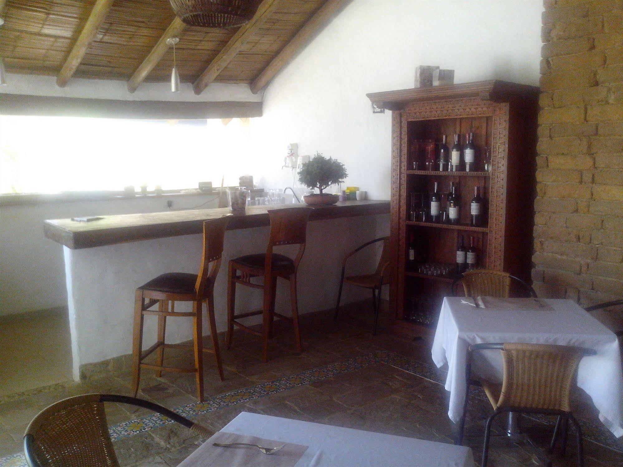 Lombok Hotel & Spa Antes Hotel Casablanca Guaduas Bagian luar foto